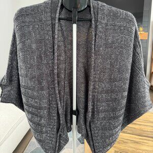 Ellen Tracy grey and silver shrug M